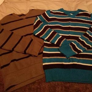 Set of 2 boys size 8 sweaters